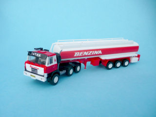TATRA 815 - cisterna BENZINA - 1:87