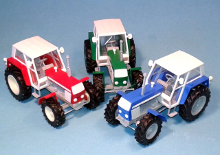 1:43 - traktor Zetor Crystal 12045 - MIX 30 kusů - stavebnice