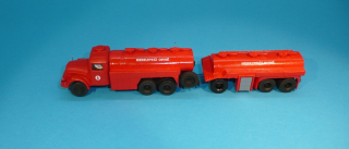TATRA 111 cisterna BENZINA s přívěsem - 1:87