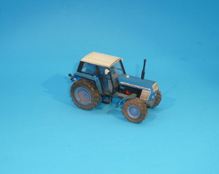 1:43 - traktor Zetor Crystal 12045 - PATINA