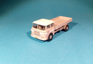 Škoda 706 - stará maska - valník - TRILEX kola 1:87 