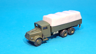 TATRA 111 stará kabina - zelená barva s plachtou - 1:87 