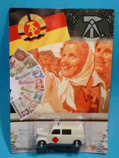 FRAMO sanitka bílá